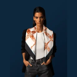 ICE CUBE SCARF