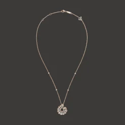 Precious Lace Vague