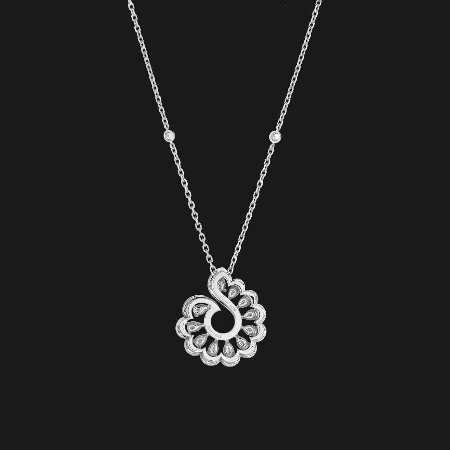 Precious Lace Vague